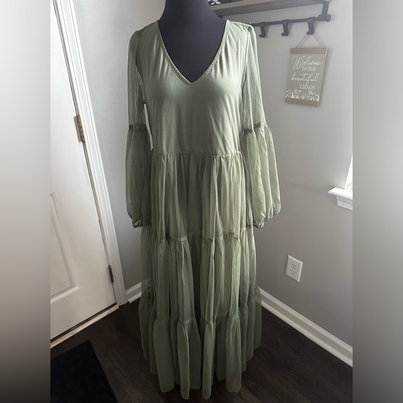 Baltic Born Green Tulle Maxi Dress - Picture 4 of 4